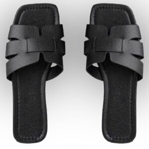 Square open-toe slip-on Black Faux leather flat Women’s Sandals Size 40 US 9-9.5